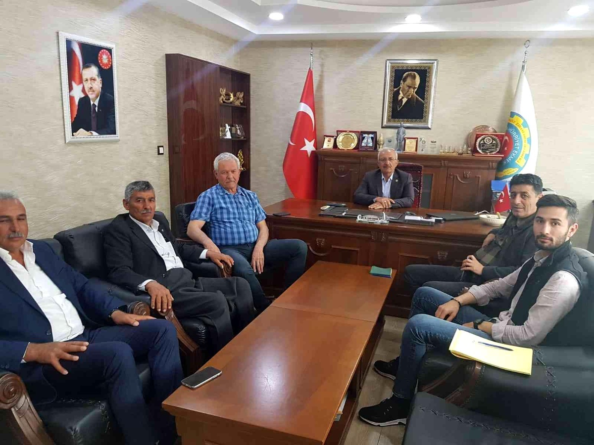 Ziraat Odası\'nda muhtarlar ve tütün firmaları toplandı