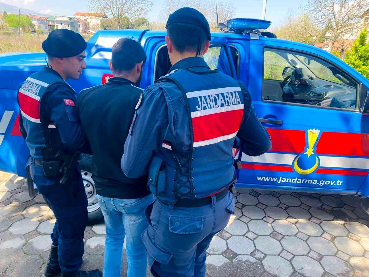 Son dakika haberi! 2 yıl 10 ay hapis cezası vardı jandarma ekiplerince yakalandı