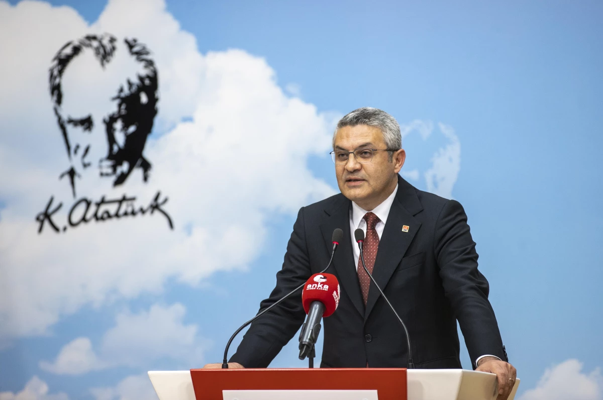CHP Genel Başkan Yardımcısı Salıcı, İzmir\'de kentsel dönüşüm temel atma töreninde konuştu Açıklaması