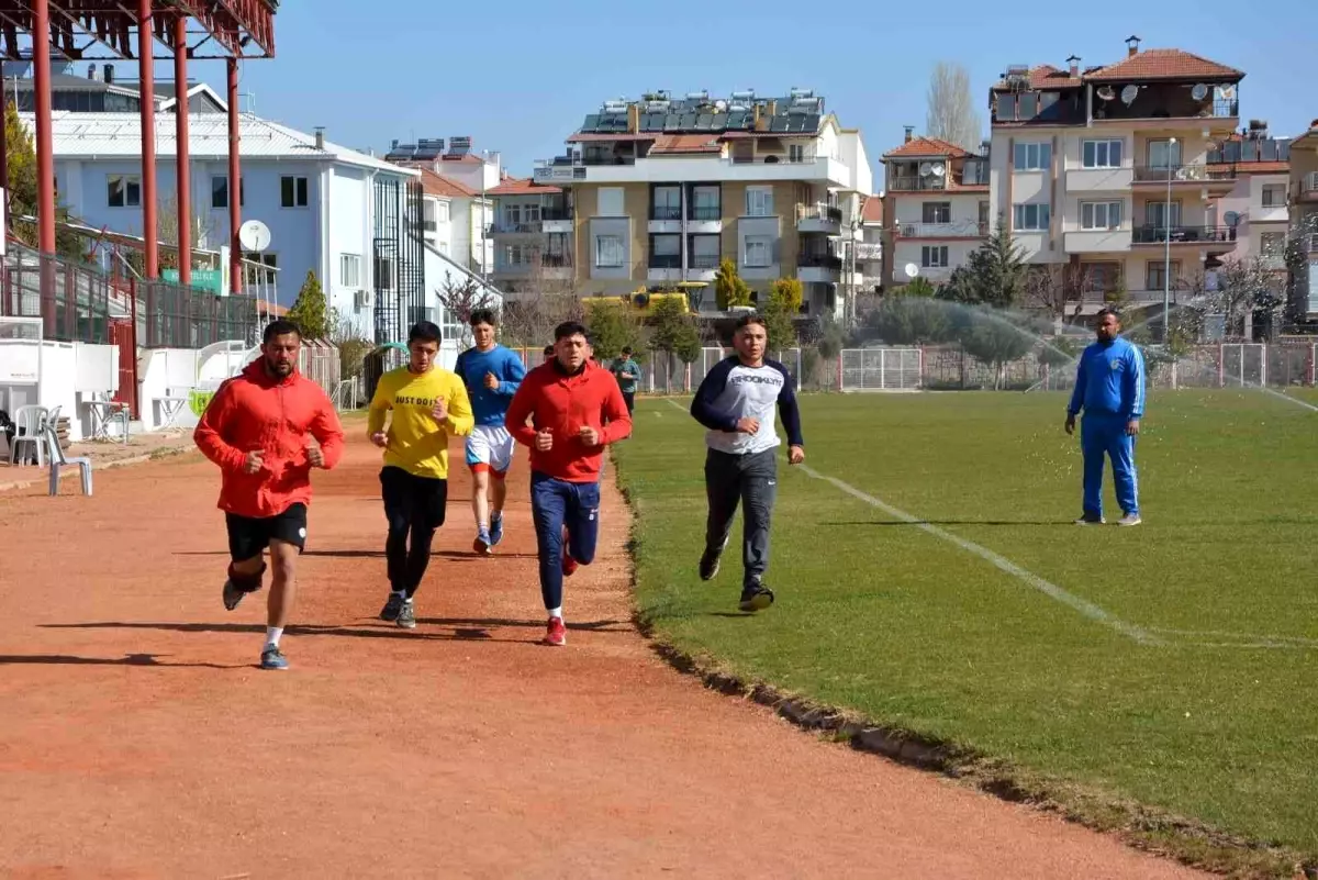 Güreşçiler Kumluca\'ya hazırlanıyor