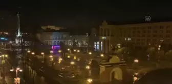 KİEV (AA) - Rusya'nın saldırılarının devam ettiği Ukrayna'nın başkenti Kiev'de sirenler çalıyor.