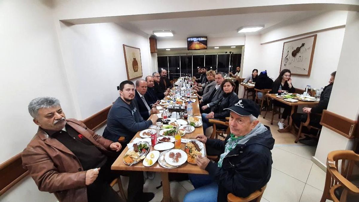 Manisa\'da CHP basın mensuplarıyla buluştu