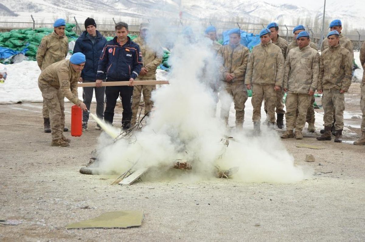 Son dakika haber | Tunceli'de jandarma ekiplerine doğal afetlerle mücadele eğitimi verildi