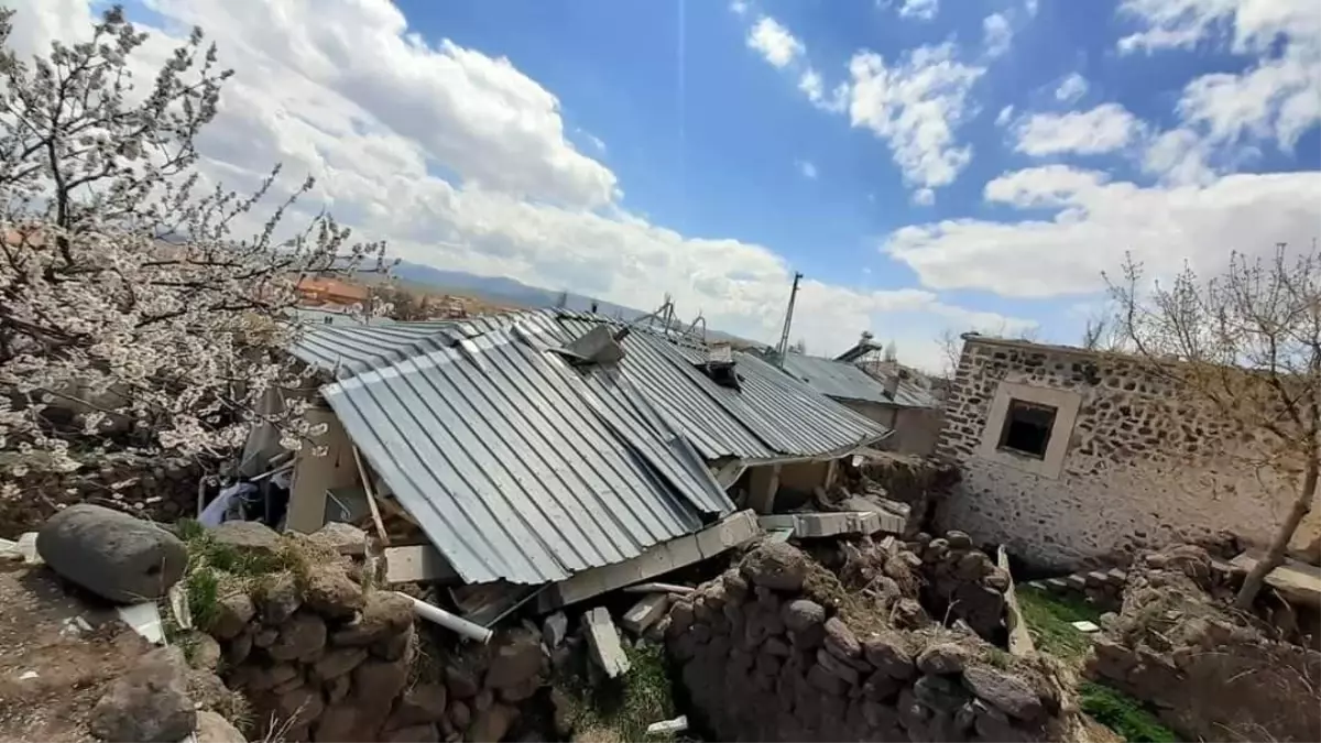 Son dakika! Tüp patladı, ortalık savaş alanına döndü