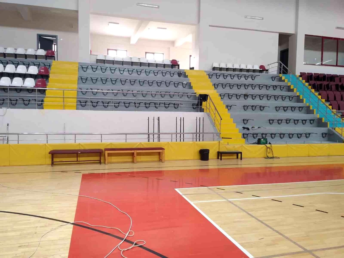 15 Temmuz Şehitleri Spor Salonunda bakım onarım çalışmaları