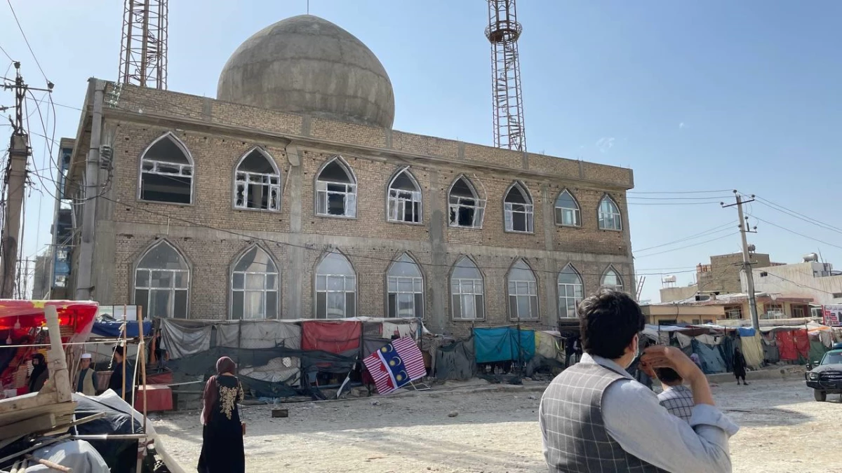 Afganistan\'da camide patlama meydana geldi: 10 kişi hayatını kaybetti, 40 kişi ise yaralandı