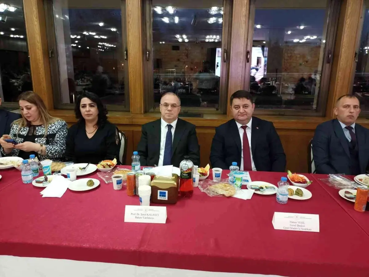 Başkan Yeşil, bakanlığın iftar programına katıldı