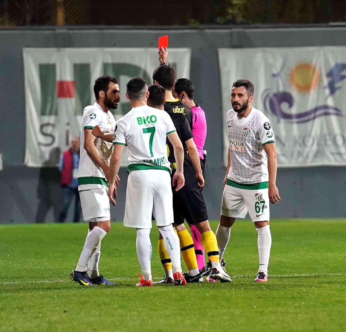 Bursaspor\'a PFDK\'dan ağır fatura