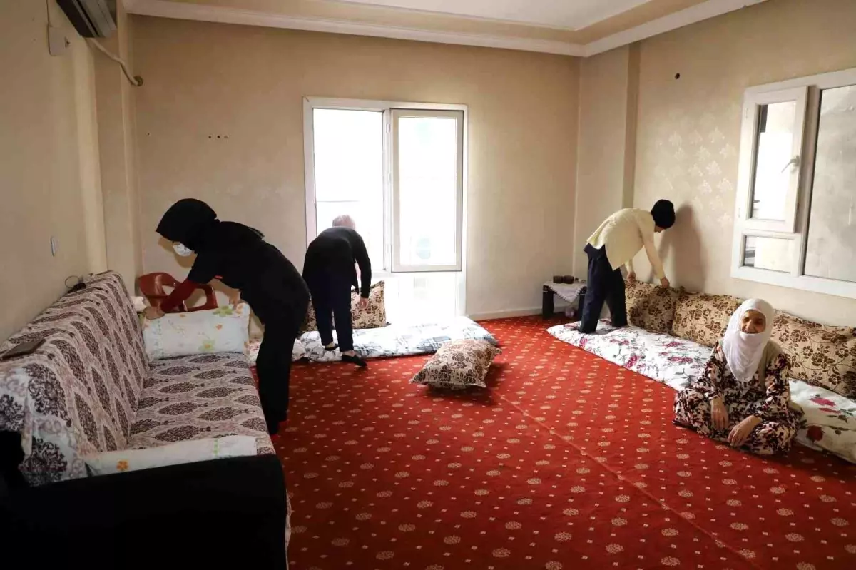 "Cizre\'nin Ulu Çınarları Evde Bakım Vefa Projesi" ile yaşlı ve hastalara destek