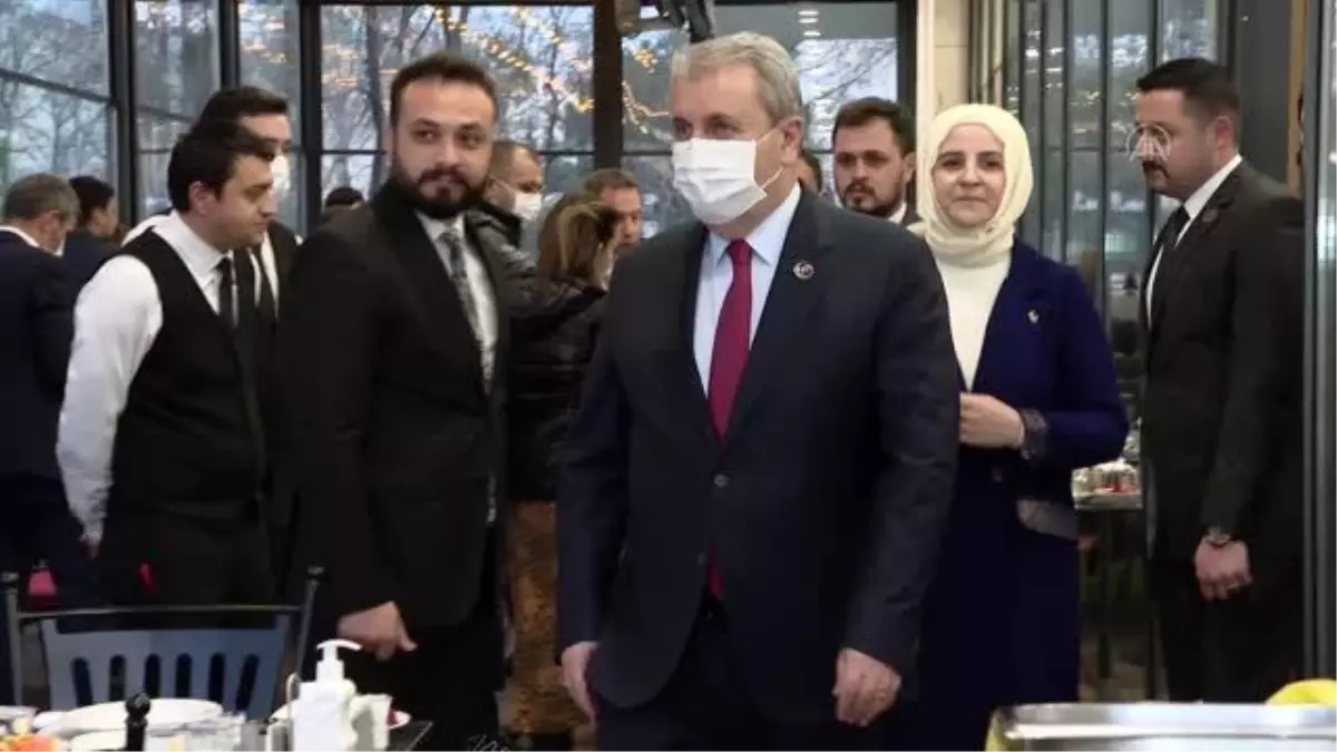 Destici, Başak Cengiz'in ailesiyle iftarda bir araya geldi