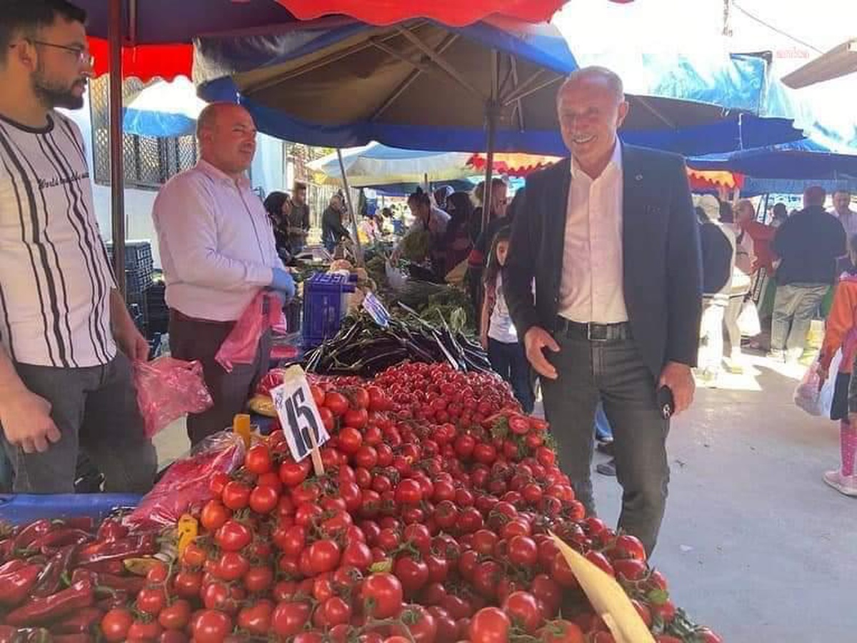 Didim Belediye Başkanı Atabay, Pazarcı Esnafını ve \'Halk Standı\'nı Ziyaret Etti