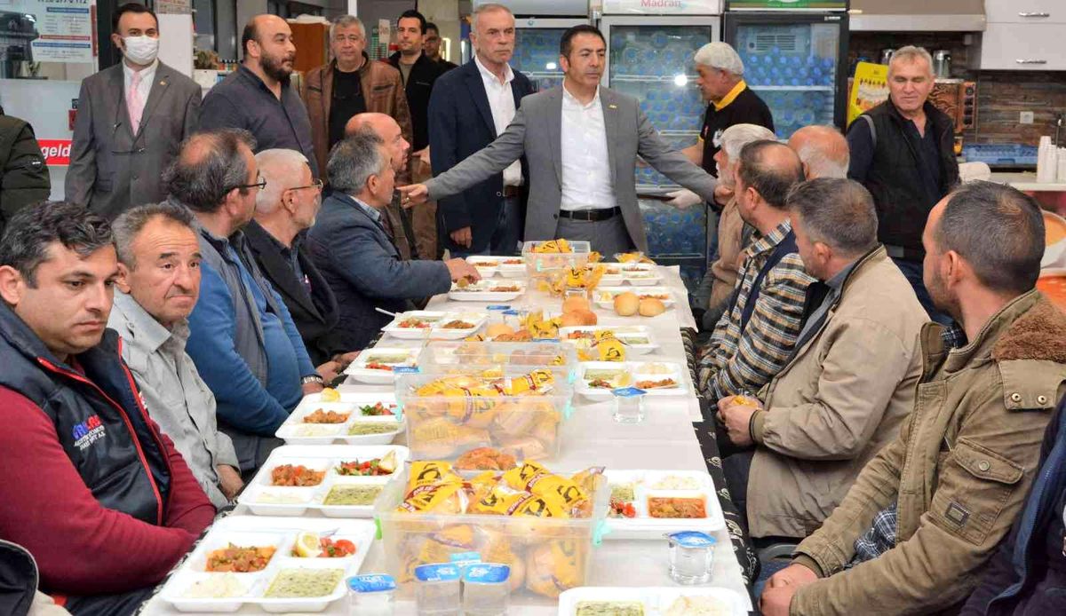 DTO Başkanı Erdoğan\'dan kamyon ve tır garajında ki şoför esnafına müjde