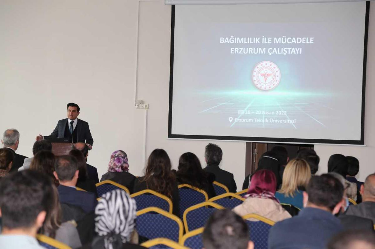Erzurum\'da düzenlenen "Bağımlılık ile Mücadele Çalıştayı" sona erdi