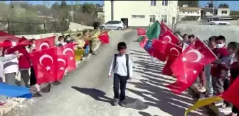 İkinci olduğu turnuva sonrası okulunda şampiyon gibi karşılandı