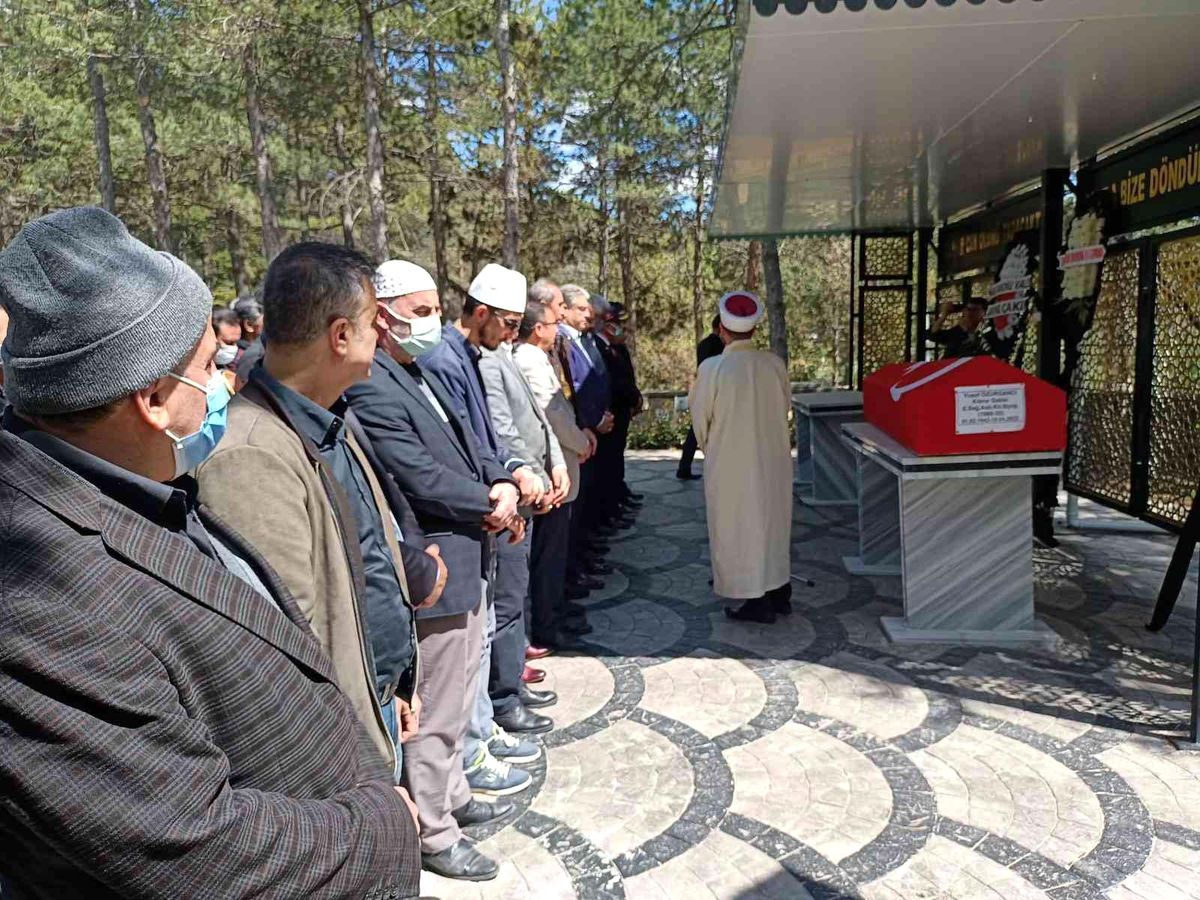 Kıbrıs gazisi Özurgancı son yolculuğuna uğurlandı