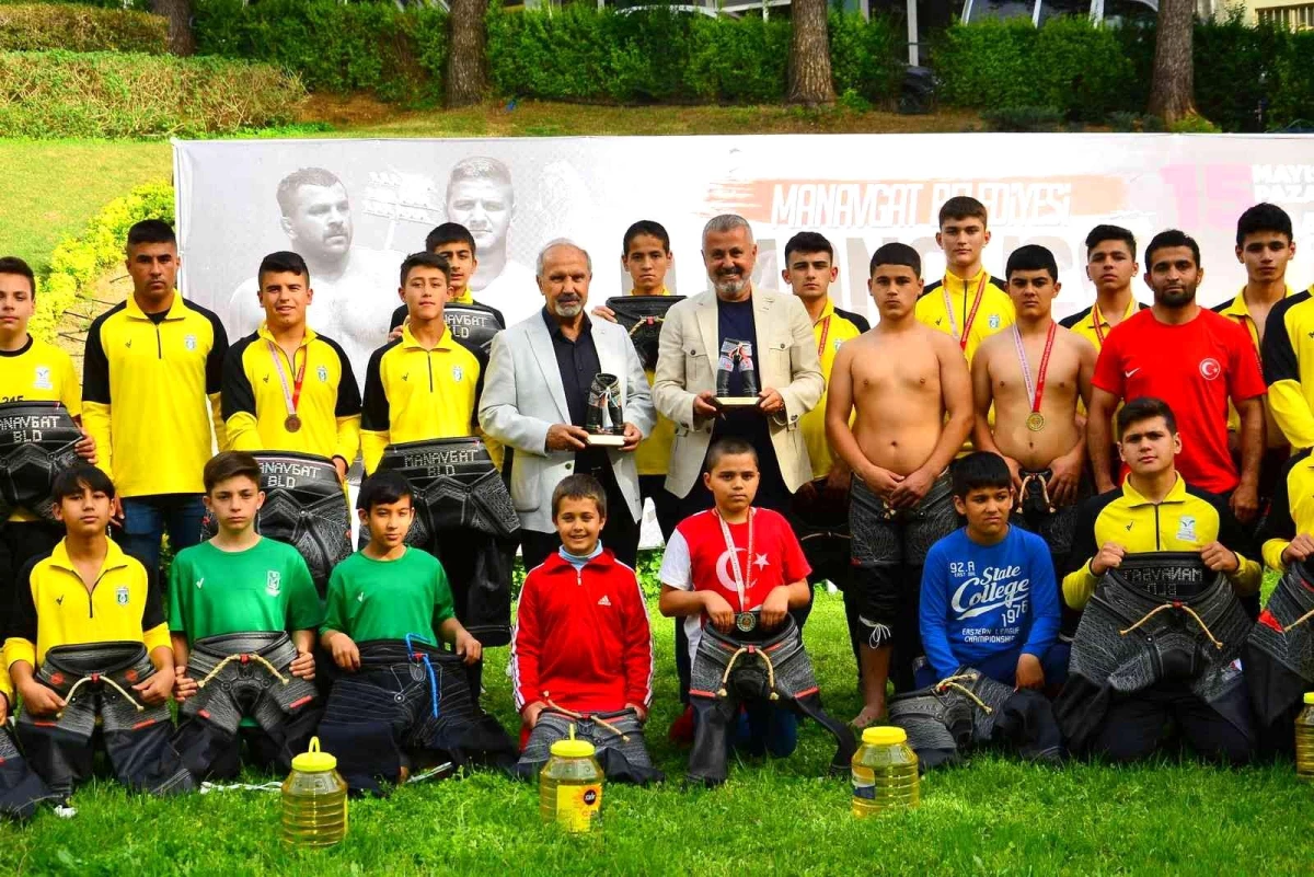 Manavgat Belediyesi Yağlı Pehlivan Güreşlerinde 73 pehlivan kol bağlayacak