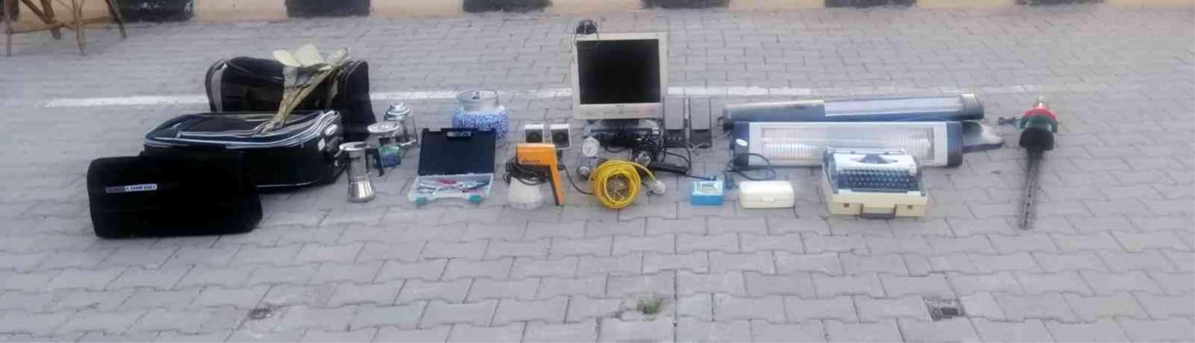 Nevşehir\'de evlerden hırsızlık yapan 2 kişi tutuklandı