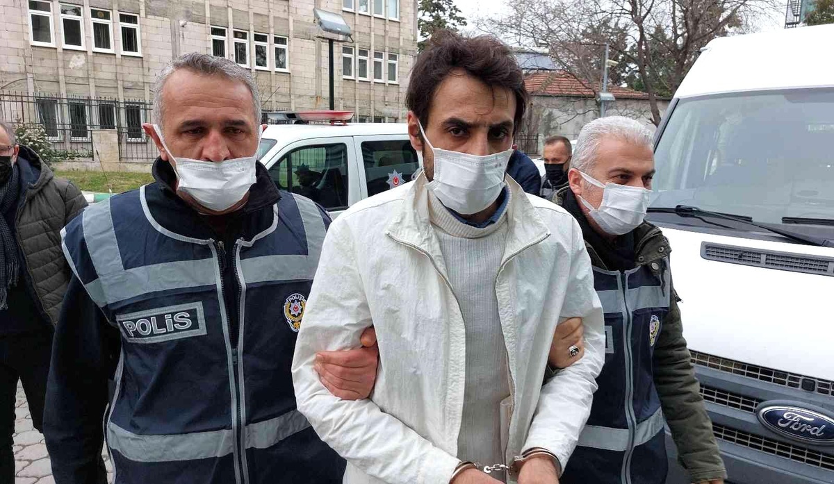 Samsun\'da Onur Anıtı\'na saldıranlara 5 yıl 22\'şer gün hapis