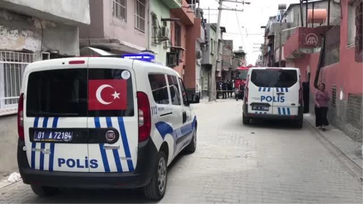 Yangında mahsur kalan kadın ve iki torununu polis kurtardı