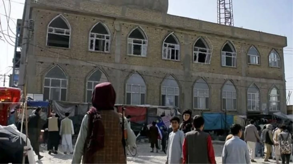Afganistan\'da camiye bombalı saldırı düzenlendi! 33 kişi öldü,43 kişi yaralandı