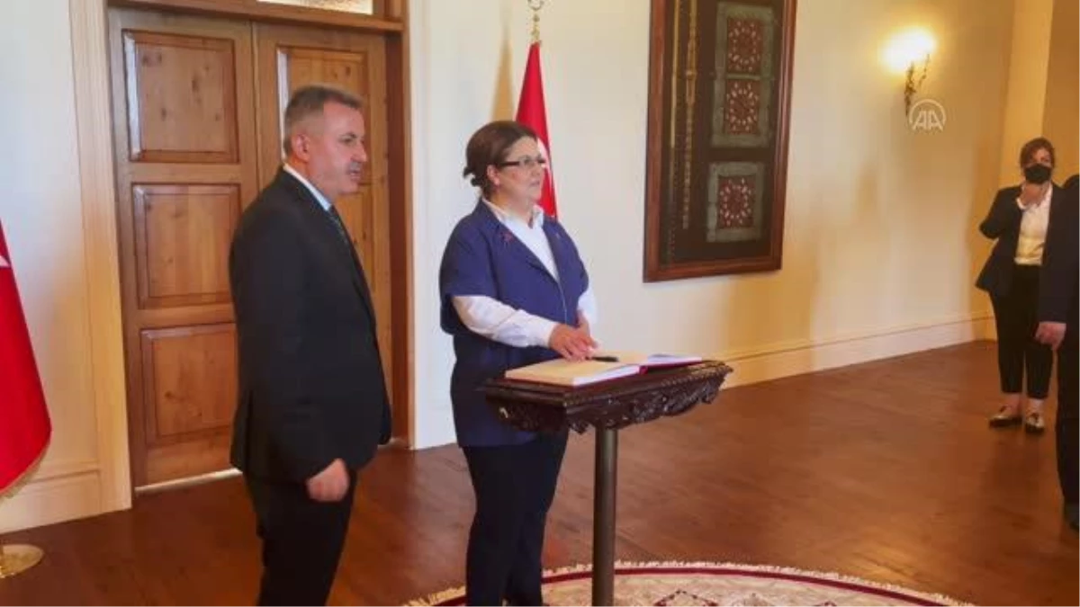 Aile ve Sosyal Hizmetler Bakanı Yanık, Adana\'da ziyaretlerde bulundu