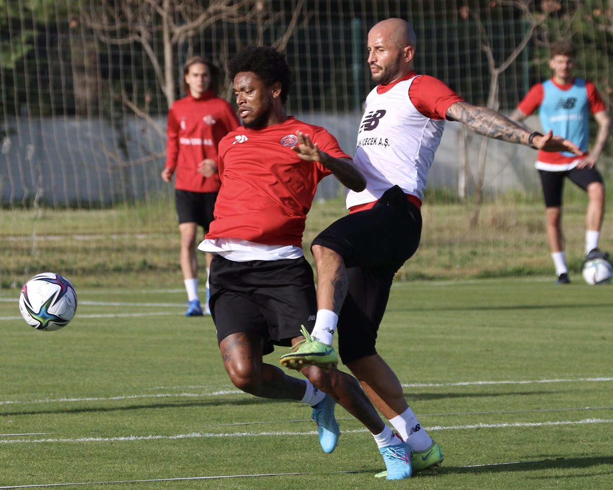 Antalyaspor, Kayserispor maçının hazırlıklarına devam etti