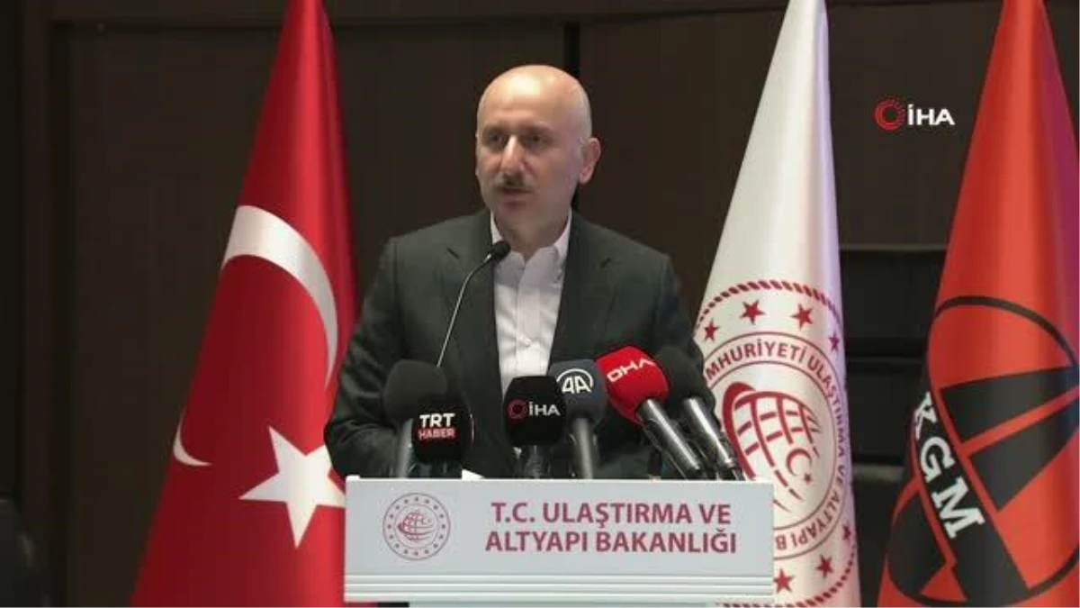 Bakan Karaismailoğlu: "2053 Türkiye\'sinin, ulaşım ve haberleşme sistemlerini şimdiden planlıyoruz"