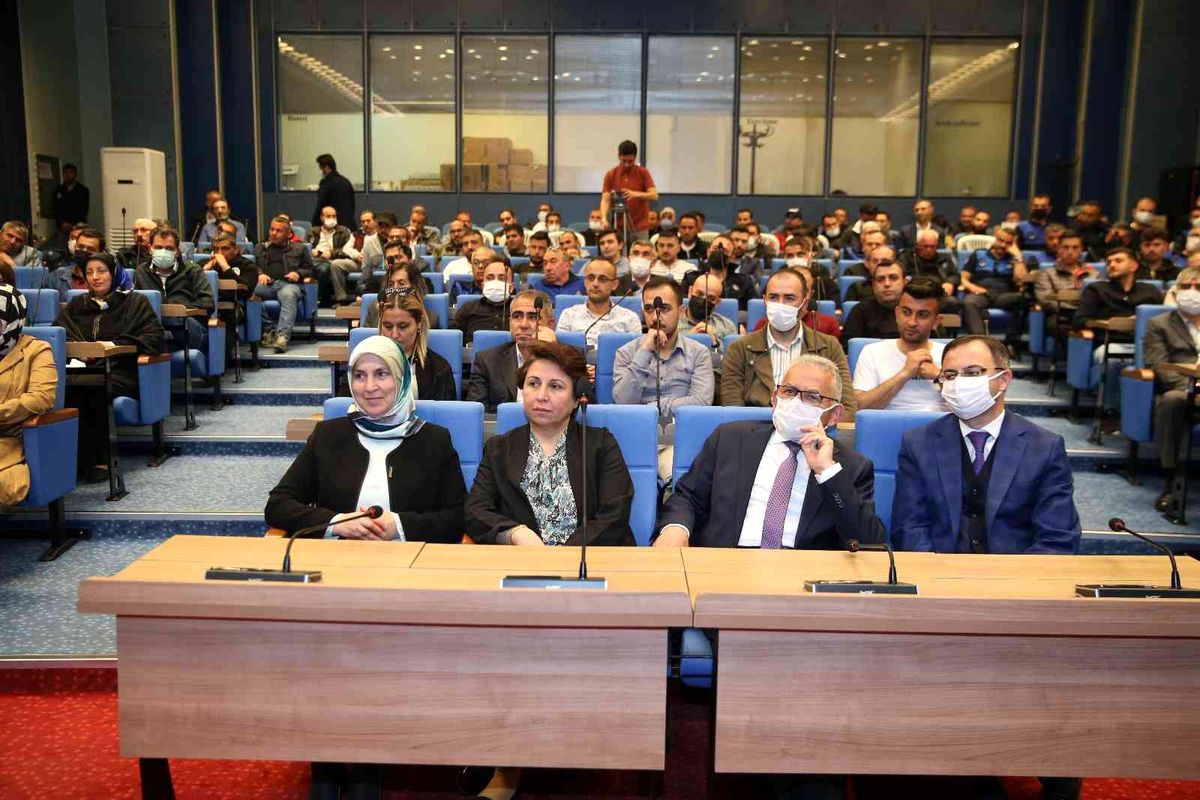 Başkan Büyükkılıç, Hizmet İçi Eğitim Programına katıldı