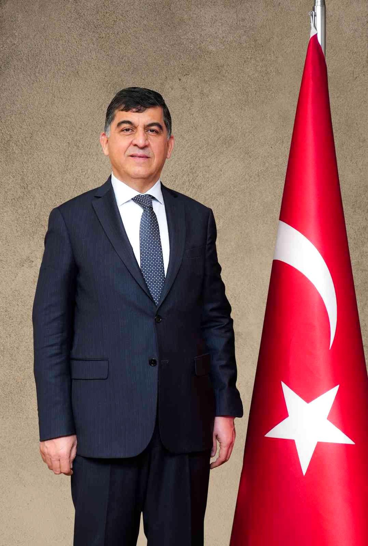 Başkan Fadıloğlu\'ndan 23 Nisan kutlaması