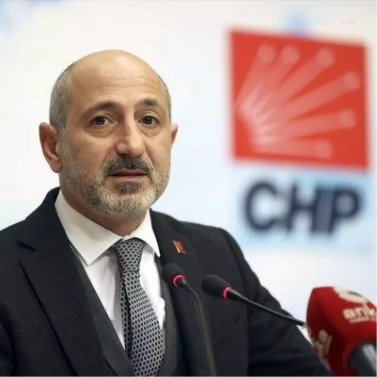 CHP'li Öztunç'tan Kasapoğlu'na: Şiddet İçermeyen Protesto Eylemlerine Katıldıkları İçin Kaç Öğrencinin Kredi ve Bursu Kesildi?