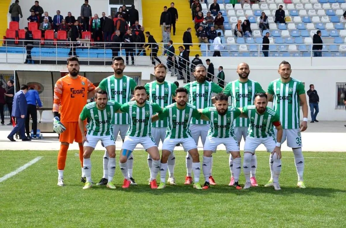 Efeler 09 SFK 3.Lig\'e yükseldi