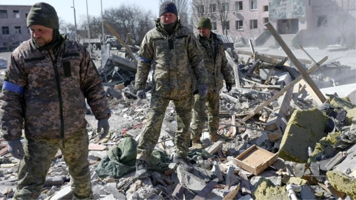 Mariupol düştü, Azov Taburu pes etmiyor! Fabrikada sıkışan askerler Putin\'i çok kızdıracak