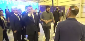 Fuat Oktay, mobilya üretim işçileri ile bir araya geldi