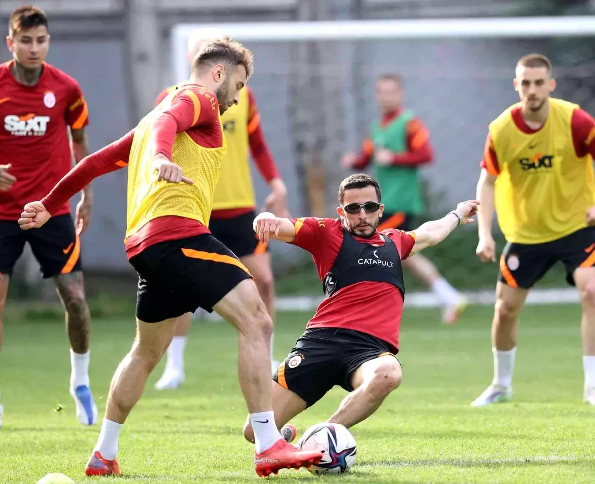 Galatasaray, Altay maçı hazırlıklarını sürdürdü