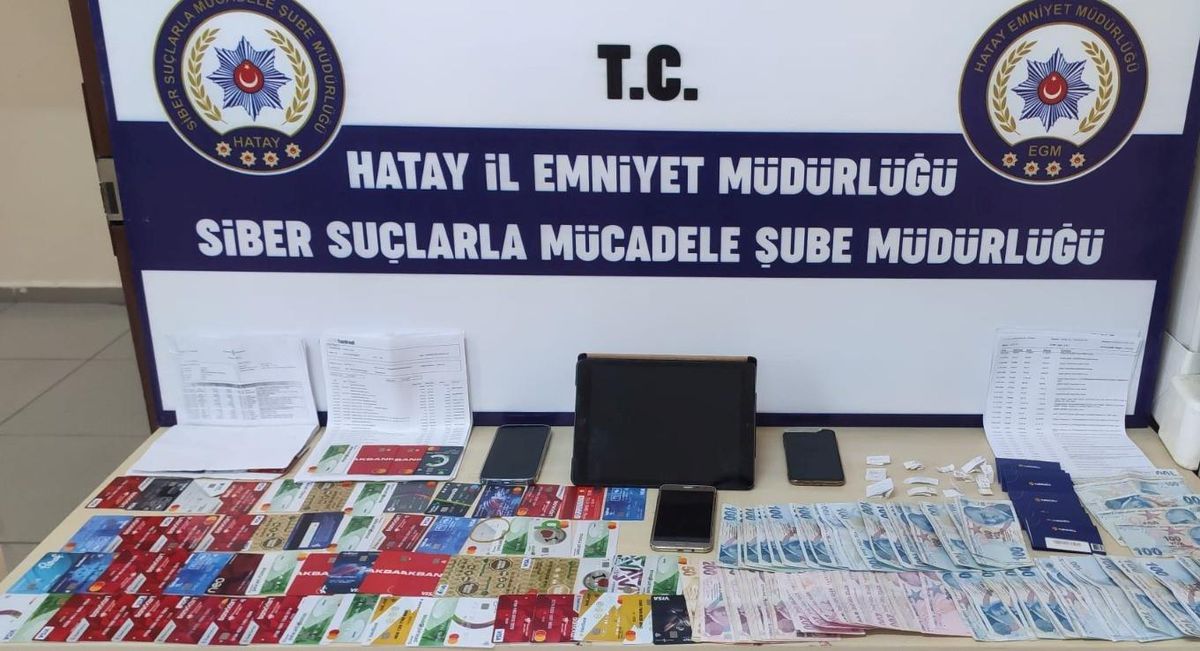 Hatay\'da kredi kartı dolandırıcılığı iddiasıyla 7 zanlı yakalandı