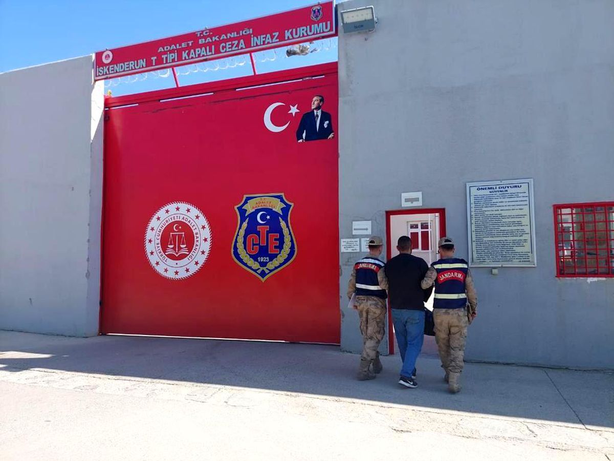 Hatay\'da su deposunun demir malzemelerini çalan şüpheli tutuklandı