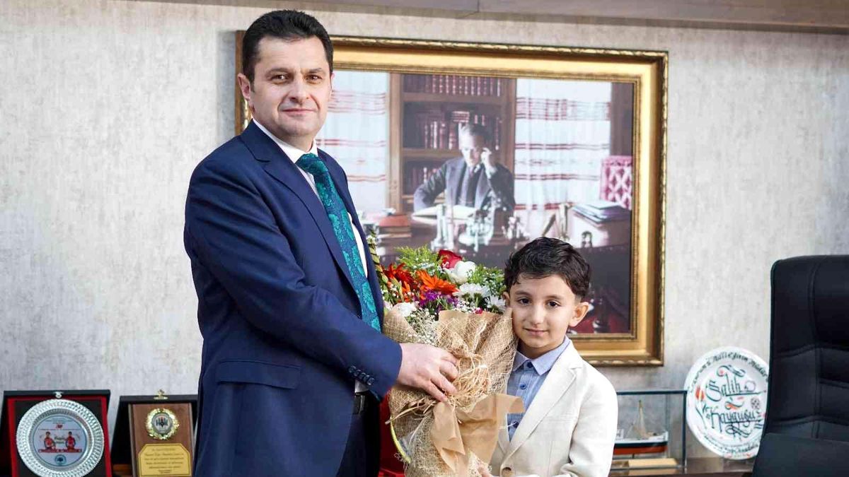 Kaygusuz, makamını Abid Çokgez\'e devretti