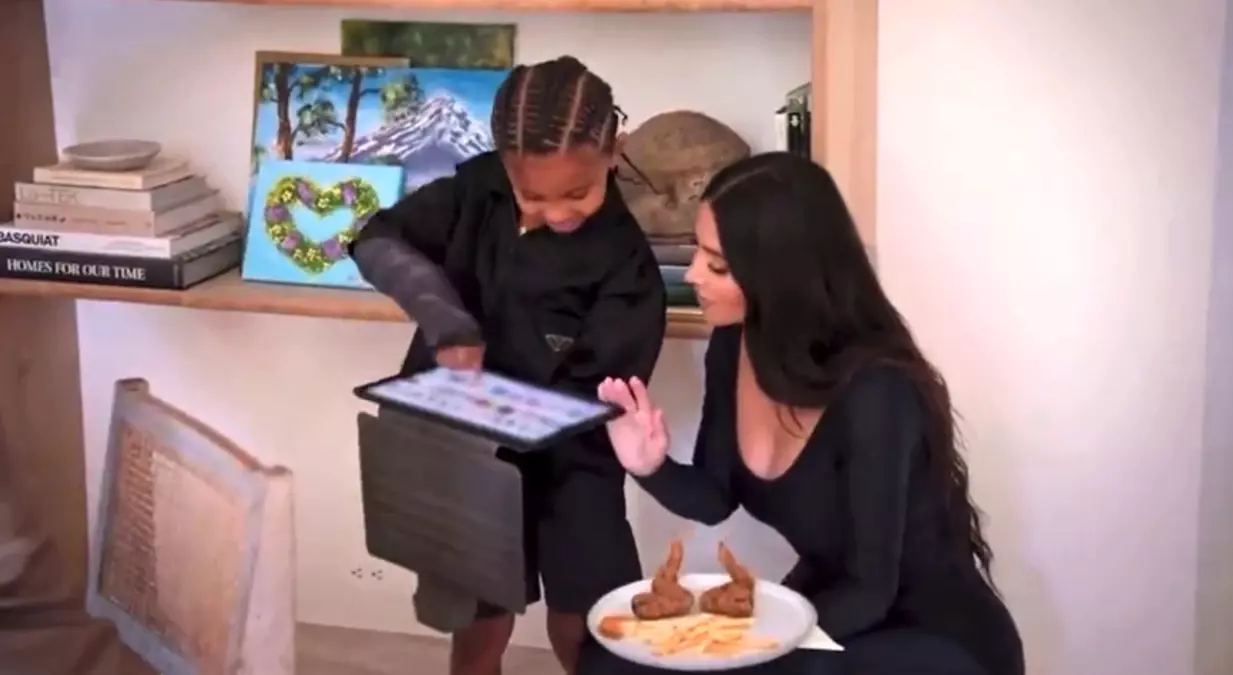 Kim Kardashian, programındaki seks kasediyle ilgili diyaloğun kurgu olduğunu reddetti