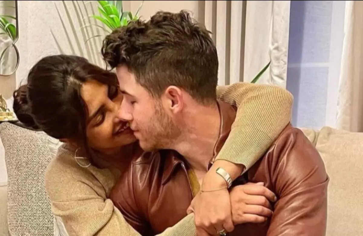 Priyanka Chopra ve Nick Jonas\'ın bebeklerinin adı açıklandı