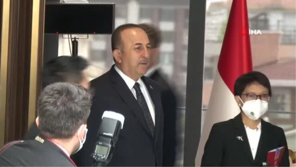 Bakan Çavuşoğlu, Endonezyalı mevkidaşı Retno Marsudi ile Endonezya\'nın Ankara Büyükelçiliğinin yeni hizmet binasının açılışına katıldı