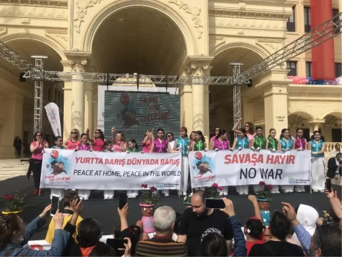 BÜYÜKÇEKMECE\'DE 23 NİSAN COŞKUYLA KUTLANDI