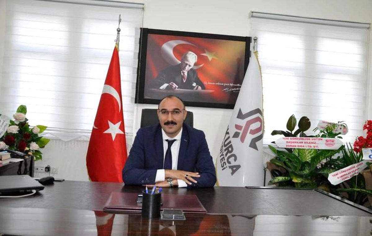Çukurca Belediyesi'nden çiftçilere ücretsiz domates fidesi