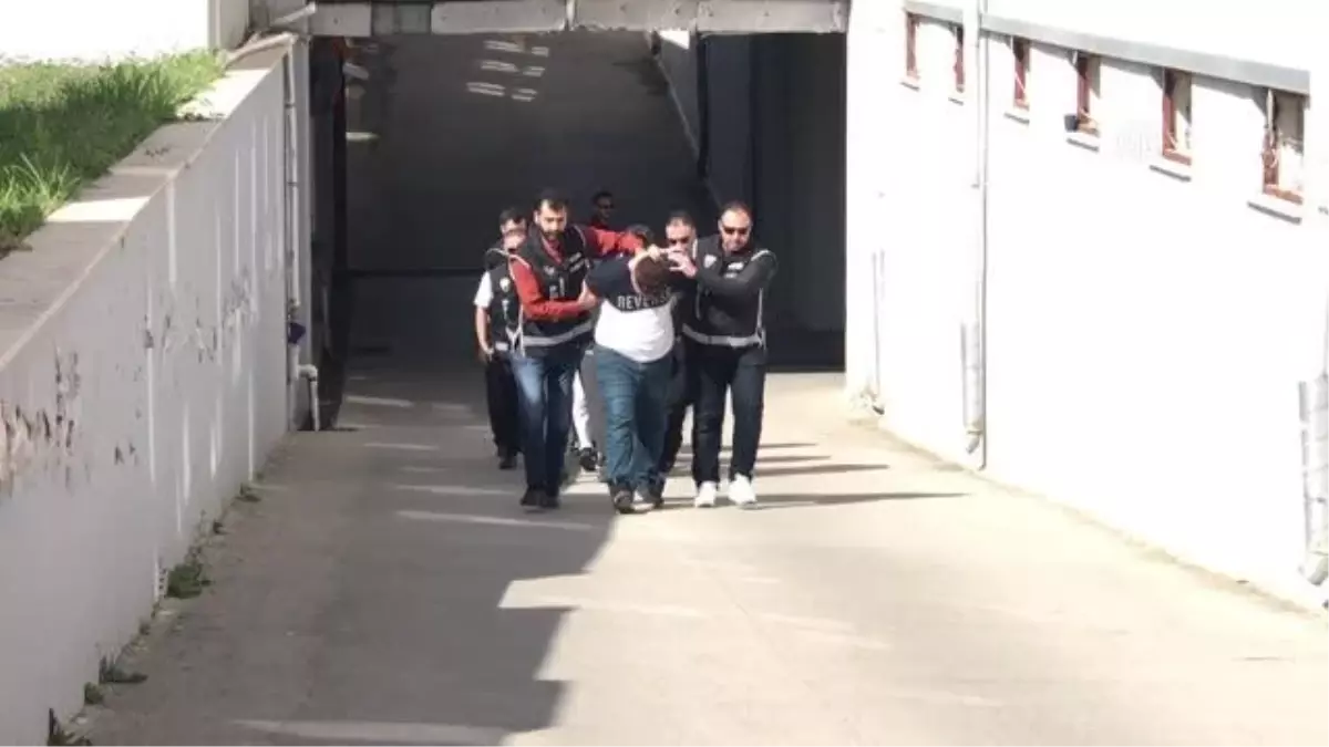 Esnafın iş yerinde öldürülmesiyle ilgili 3 zanlı tutuklandı
