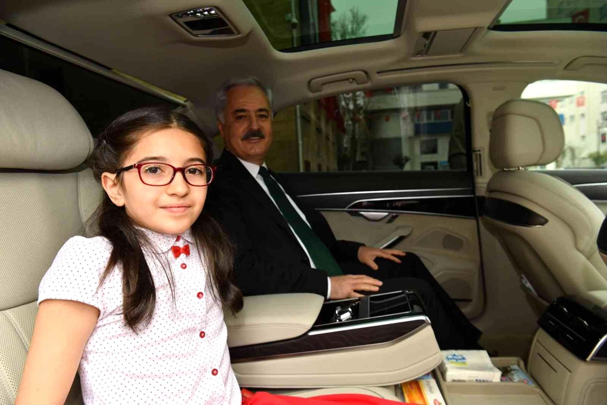 Isparta\'da 23 Nisan coşkuyla kutlandı