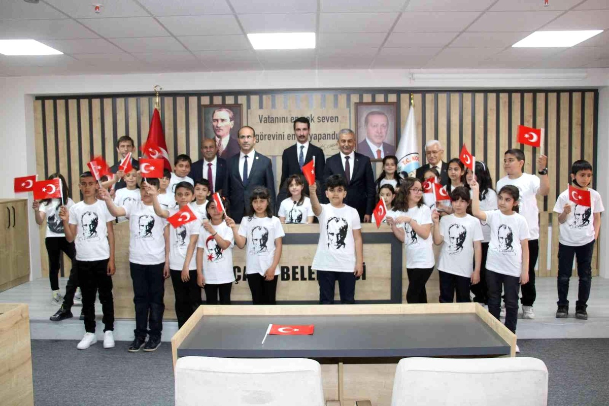 Koçarlı Belediyesi\'nde Çocuk Meclisi kuruldu