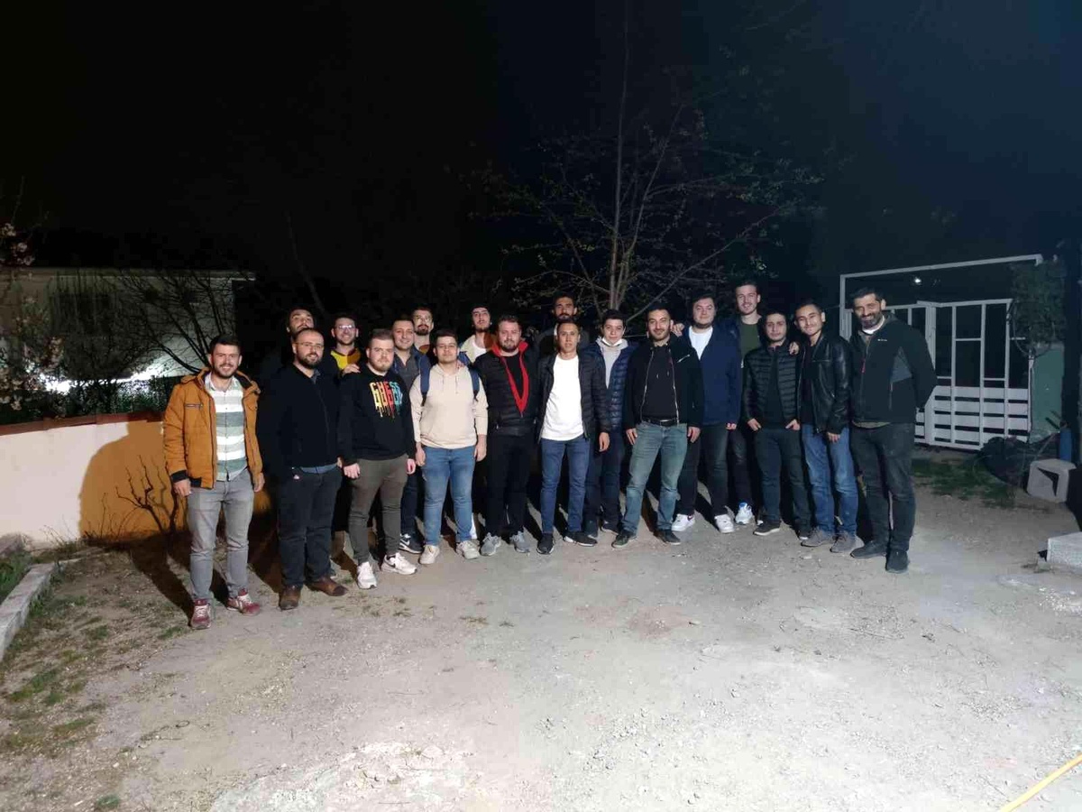 ÜniEses üyeleri iftarda bir araya geldi