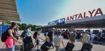 Antalya'ya gelen turist sayısı 1 milyonu geçti