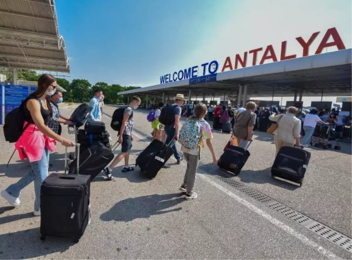 Antalya'ya gelen turist sayısı 1 milyonu geçti