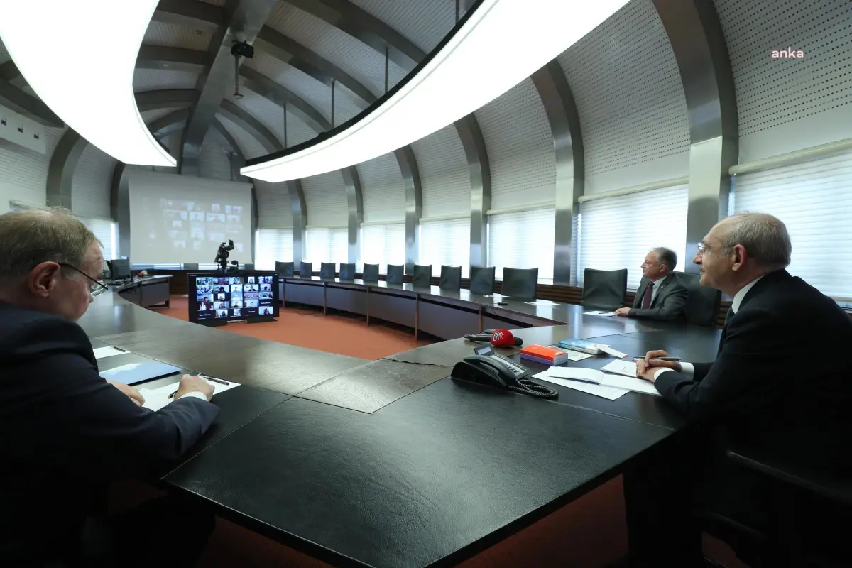 CHP Lideri Kılıçdaroğlu Farklı Ülkelerdeki Çocukların 23 Nisan'ını Kutladı