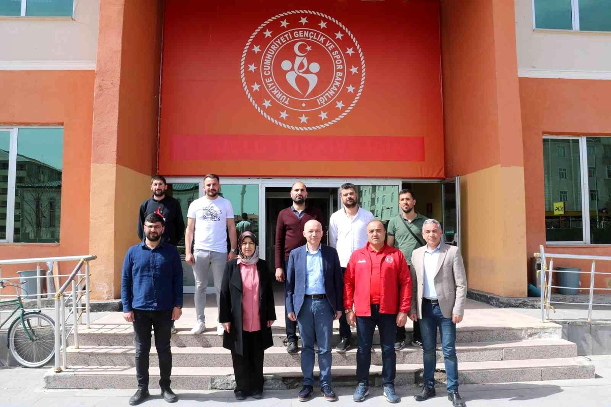 Gençlik ve Spor Bakanlığı Strateji Geliştirme Başkanı Karagöz Ağrı\'da